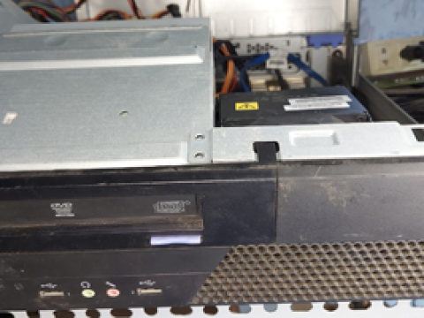 Case PC lenovo G41 giá 300.000 VNĐ ( Hết )