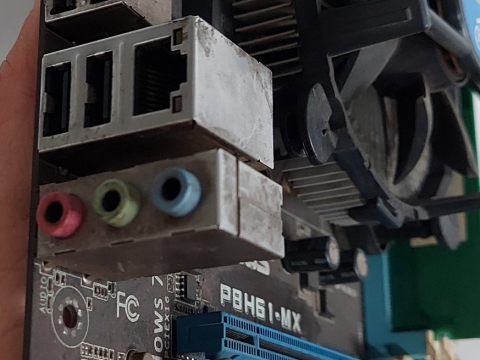  Combo H61-G2030-2gb (Hết Hàng)