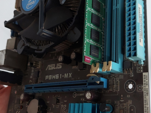  Combo H61-G2030-2gb (Hết Hàng)