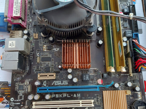 Combo G31-Q8200-2Gb ( Hết Hàng)