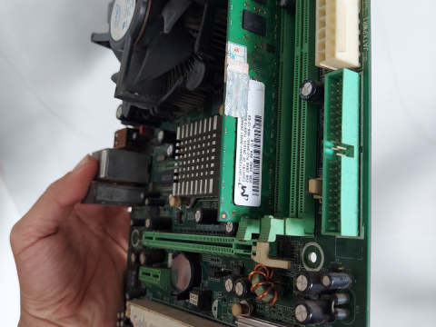 Combo 945-E6550-Ram 2gb- ( Hết Hàng)