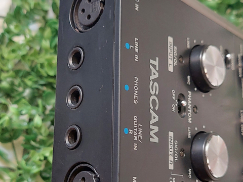 Soundcard TASCAM US-144MK giá 3.400.000 VNĐ