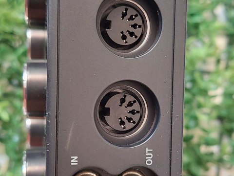 Soundcard TASCAM US-144MK giá 3.400.000 VNĐ